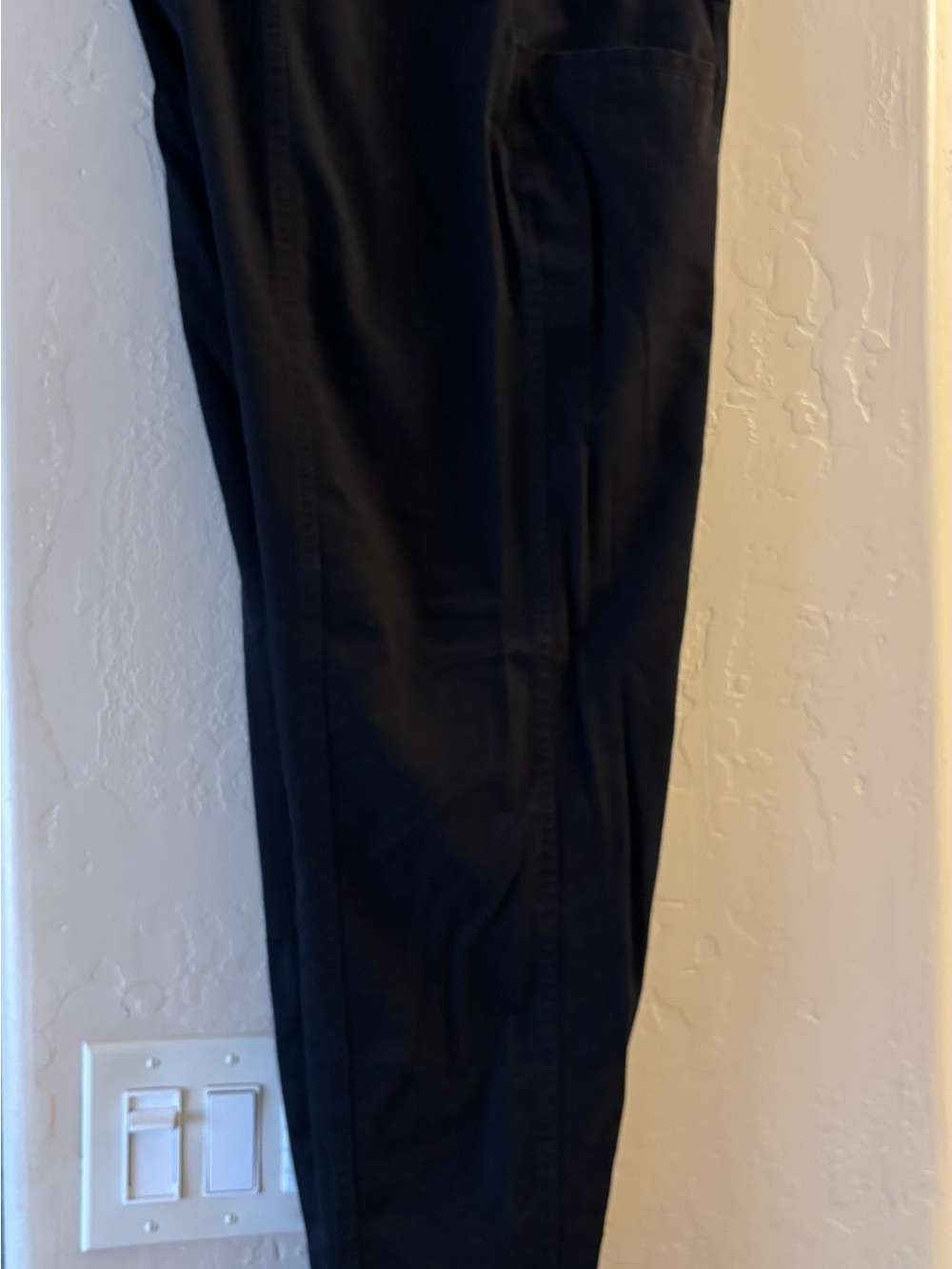 Chico's Straight Ankle Pants in Black size 2